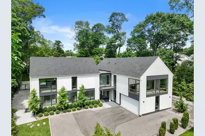 21 White Oak Rd, Newton, MA 02468 - Photo 1