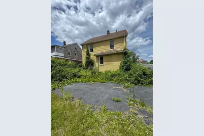 220 South St, Holyoke, MA 01040 - Photo 13