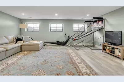 32 Lantern Ln, Wellesley, MA 02481 - Photo 31