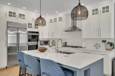 32 Lantern Ln, Wellesley, MA 02481 - Photo 9