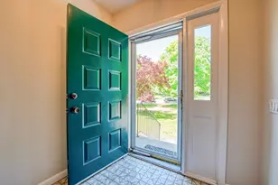 160 Hampton Rd, Sharon, MA 02067 - Photo 3