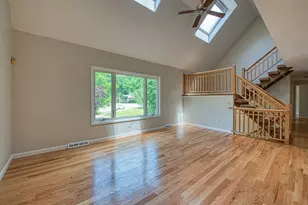 160 Hampton Rd, Sharon, MA 02067 - Photo 9