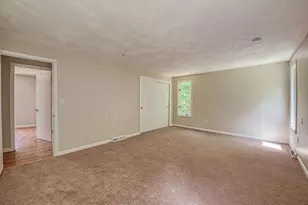 160 Hampton Rd, Sharon, MA 02067 - Photo 11