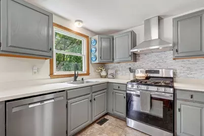 127 Merrimack Meadows Lane #127, Tewksbury, MA 01876 - Photo 5