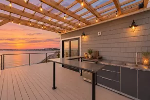 153 Edgewater Dr, Quincy, MA 02169 - Photo 39