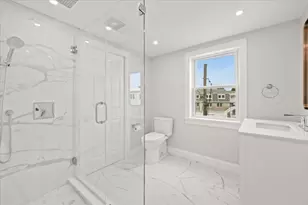 153 Edgewater Dr, Quincy, MA 02169 - Photo 19