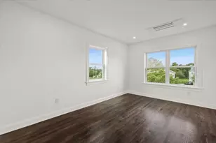 153 Edgewater Dr, Quincy, MA 02169 - Photo 29