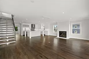 153 Edgewater Dr, Quincy, MA 02169 - Photo 13
