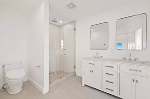 153 Edgewater Dr, Quincy, MA 02169 - Photo 29