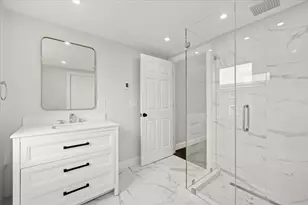 153 Edgewater Dr, Quincy, MA 02169 - Photo 21