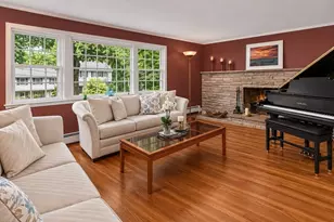 22 Tanglewood Rd, Wellesley, MA 02481 - Photo 11