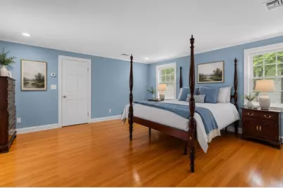 22 Tanglewood Road, Wellesley, MA 02481 - Photo 15