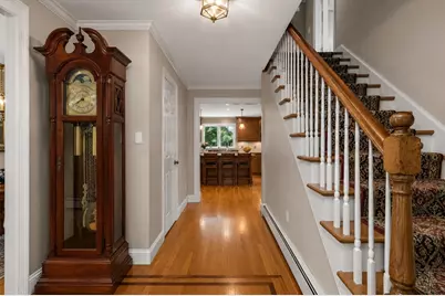 22 Tanglewood Road, Wellesley, MA 02481 - Photo 3