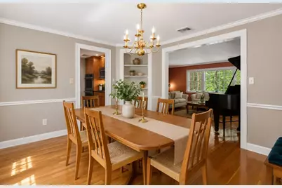 22 Tanglewood Road, Wellesley, MA 02481 - Photo 5