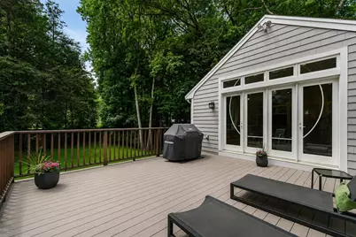 22 Tanglewood Road, Wellesley, MA 02481 - Photo 27