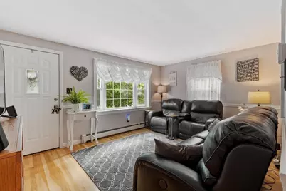 27 Sunset Rd, Dracut, MA 01826 - Photo 15