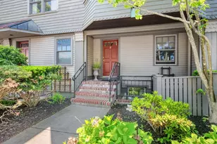 27 West St, Beverly, MA 01915 - Photo 3