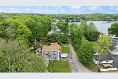 175 Lake Shore Ave., Hamilton, MA 01982 - Photo 1
