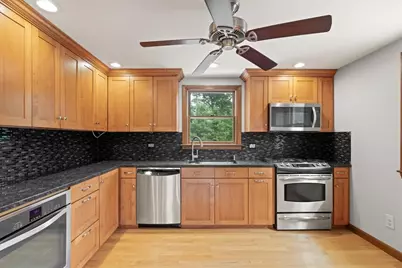 175 Lake Shore Ave., Hamilton, MA 01982 - Photo 11