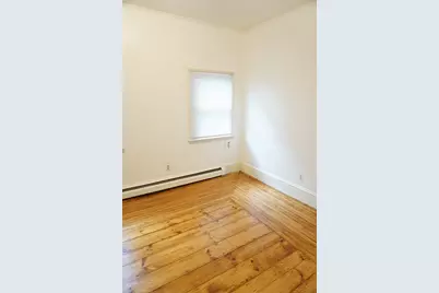 13 Myrtle St #1st FL, Lowell, MA 01850 - Photo 11