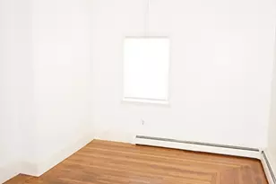 13 Myrtle St, Lowell, MA 01850 - Photo 5