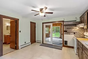 688 Whitney St, Gardner, MA 01440 - Photo 9