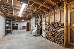 688 Whitney St, Gardner, MA 01440 - Photo 39
