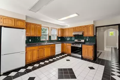 261 Russett Rd, Brookline, MA 02467 - Photo 11
