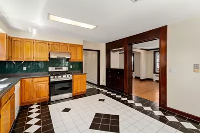 261 Russett Rd, Brookline, MA 02467 - Photo 9