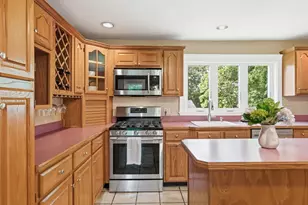 24 Worcester St, Grafton, MA 01519 - Photo 9