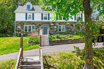 58 Bardwell St, South Hadley, MA 01075 - Photo 3