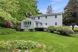 6 Hillcrest Rd, Bedford, MA 01739 - Photo 27