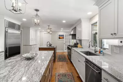10 Captain Cir, Tewksbury, MA 01876 - Photo 15
