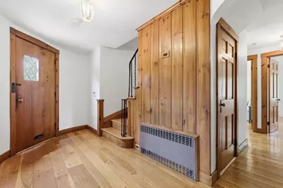 127 Larchmont Road, Melrose, MA 02176 - Photo 9