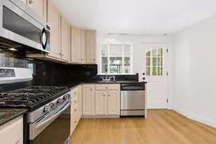 127 Larchmont Rd, Melrose, MA 02176 - Photo 11