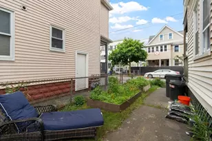 20 George St, Cambridge, MA 02140 - Photo 23