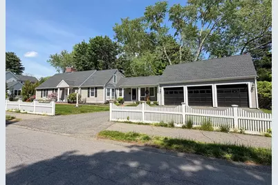 3 Sprague Rd, Wellesley, MA 02481 - Photo 33