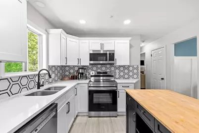 178 Tremont St, Carver, MA 02330 - Photo 11