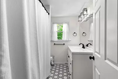 178 Tremont St, Carver, MA 02330 - Photo 25