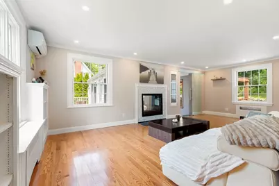 12 Powder House Rd Ext, Medford, MA 02155 - Photo 5