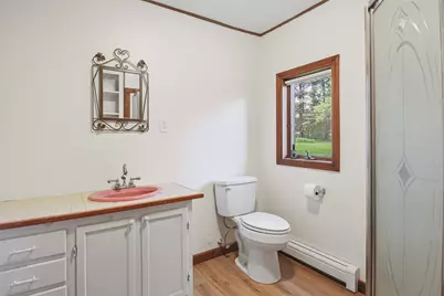 856 N Main St, Orange, MA 01364 - Photo 25