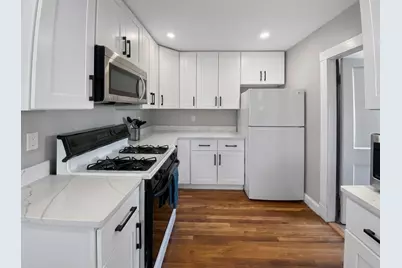 51-53 S Waverly St, Boston, MA 02135 - Photo 9