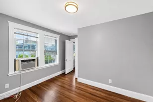 51-53 S Waverly St, Boston, MA 02135 - Photo 21