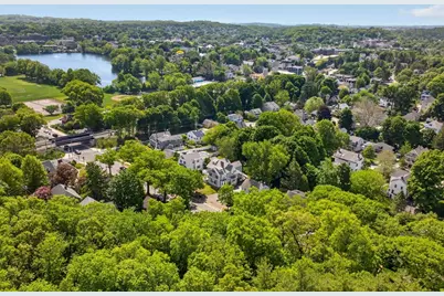 219 Lynn Fells Pkwy #3, Melrose, MA 02176 - Photo 17