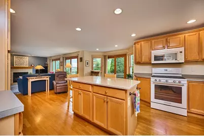 1 Spring Mdws, South Hadley, MA 01075 - Photo 9