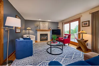1 Spring Mdws, South Hadley, MA 01075 - Photo 5