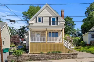 28 Hawthorne St, Lynn, MA 01902 - Photo 1