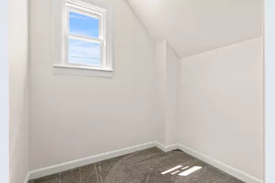 28 Hawthorne St, Lynn, MA 01902 - Photo 23