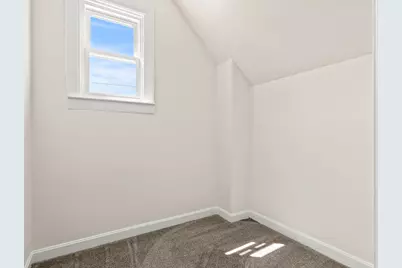 28 Hawthorne St, Lynn, MA 01902 - Photo 23