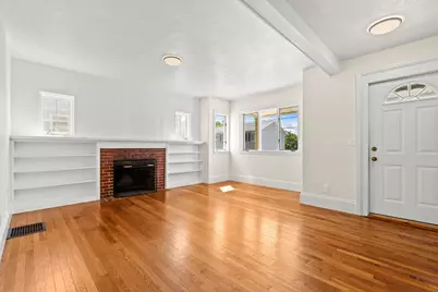 28 Hawthorne St, Lynn, MA 01902 - Photo 9